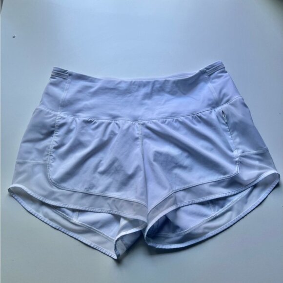 Lululemon Mind Over Miles Short White Size 4 - Picture 1 of 4